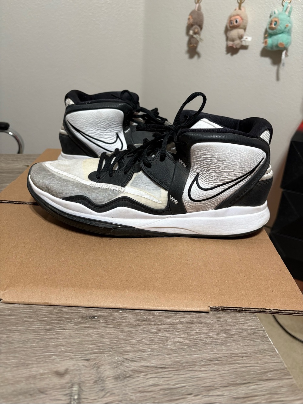 Size 13 - Nike Kyrie Infinity TB 'White Black' Basketball Shoes